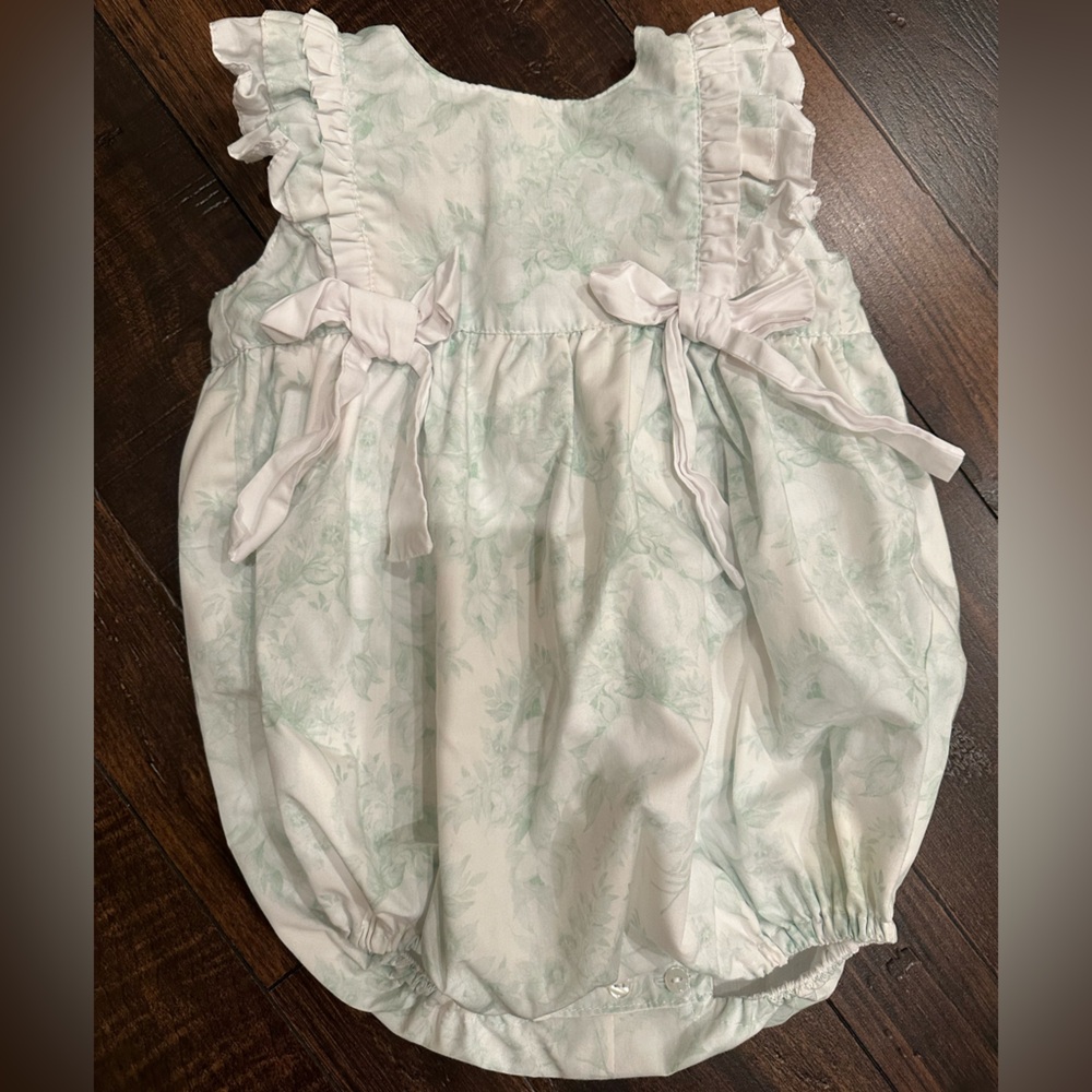 SOFT GREEN FLORAL ROMPER